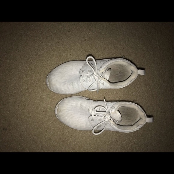 Nike Roshe Run - Picture 3 of 4